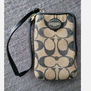 Vintage Coach Signature Print Cardholder Wristlet Purse In Black And Tan
